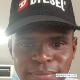 71241546 chico soltero en Bogotá