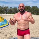 Vigilante de seguridad. Busco pareja.