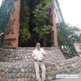 Busco ligar. Una gran amistad y si se