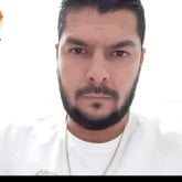 Busco hacer amistades. Alegre divertido.