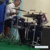 Asesor. Busco conocer gente. Quiero