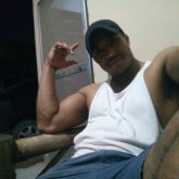 Busco pareja. Personas. Extrovertido.