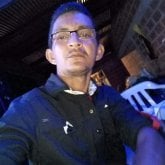 Electricista. Me gusta las mujeres 
De