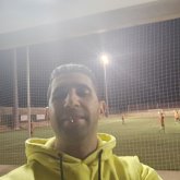 Busco hacer amistades. Chica. Bien.