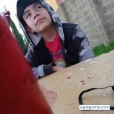 Busco pareja. Mujeres de 13 años.