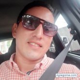 Charpaca chico divorciado en Plato