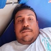 Mujer romántica divertida. Romántico