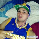 Olibee chico soltero en Azua De Compostela