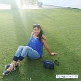 Estilista. Busco pareja. Busco conocer