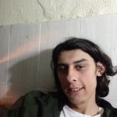 Camarero. Busco ligar. Soy un hombre