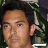 Encuentra Hombres solteros en Barandillas
