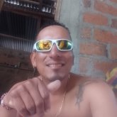 Estudiante. Busco pareja. Mujer que sea