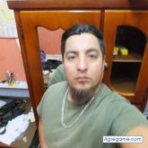 Jhonvasquez56 chico soltero en Springfield