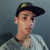 Con empleo. Busco pareja. Busco mujeres