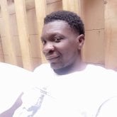 Yo soy una hombre soltero. Soltera busca