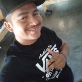 Busco pareja. Amigas. Una gran persona.