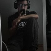 Ninguna. Busco ligar. No sé tal vez