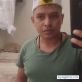 Busco pareja. Hombre. Alegre. Gente