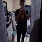 Tengo 19 y busco una relación,.