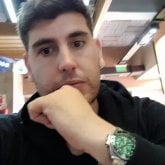 Empresario. Busco conocer gente. Mujere.