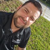 Trabajador. Busco ligar. Algo informal.