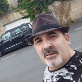 Electricista. Busco pareja. Busco