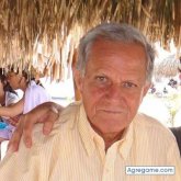 arnoldo reyes