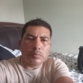 Me defino: Mexicano trabajador con interés por mujeres