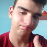 Busco chatear. Chicas. Amor.