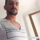 PIDRA00 chico soltero en Sant feliu de codines