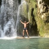 Conocer gente que lo pase bien. No