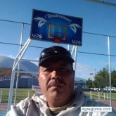 Busco pareja. Chicas. José. Baile.