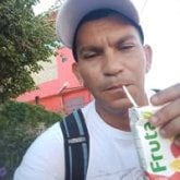 Busco pareja. Solo busco a una mujer