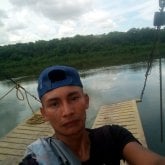 Busco pareja. Conocer gente nueva. Yes.