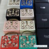 Chatear con mnazam de Emiratos