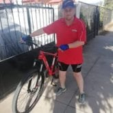 Lo que sea amistad amor. Soltero algo