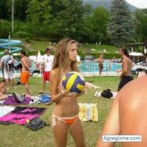 rebecca foto #6
