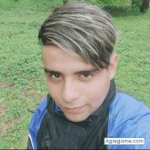 Agricultor. Busco pareja. Mujeres. Un