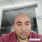 Oficios varios. Busco chatear. Mujeres.