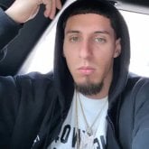 Una relación seria y sanq. Un soltero