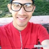 Encuentra Hombres solteros en Machalí