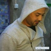 Lawrence chico soltero en 