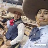 Busco ligar. Mujeres. Trabajador.