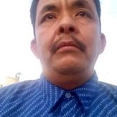 Mujeres mayores. Soltero sin hijos.