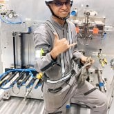 Busco mujeres, no mayores de 25.