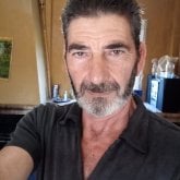 Encuentra Hombres solteros en Sevilla