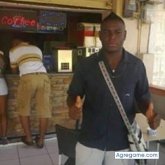 elbombom123 chico soltero en Quito