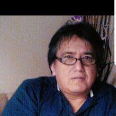 Busco hacer amistades. Una mujer con