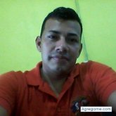 Charlie alemán flores