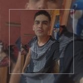 Busco mujeres solteras. Flaco algo guapo